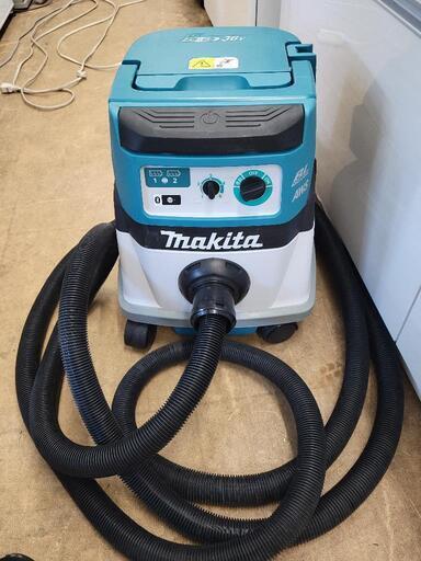 【工具】Makita　マキタ　粉じん専用　業務用　充電式集じん機　VC867D　中古　リサイクルショップ宮崎屋佐土原店22.11.13K