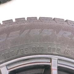 スタッドレスタイヤ（ホイール付） 185/65 R15