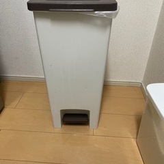 【無料】ゴミ箱※白バージョン