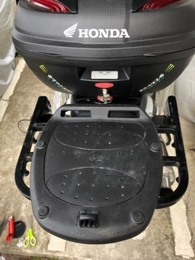 【最終値下です】CB400SF  NC39  リアキャリア　BOX   セット