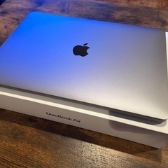 M1チップ搭載　MacBook Air（備品あり）