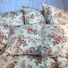 【美品】高級感漂う極上のアメリカ製ソファ　２人掛け　花柄が美しい✨　ウ221111