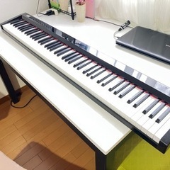 値下げ　電子ピアノ　88鍵盤　美品　used