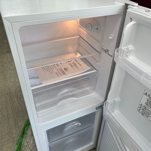 J1862  6ヶ月保証付！ 2ドア冷蔵庫 ニトリ グラシア NTR-106 106L  2019年製 動作確認、クリーニング済み！