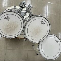 参考音源聴けます！新品ヘッドも付けちゃいます！YAMAHA Stage Custom 