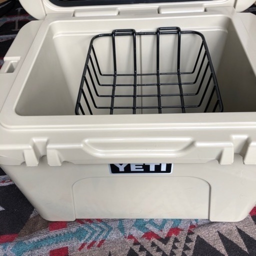 イエティクーラーボックス35L