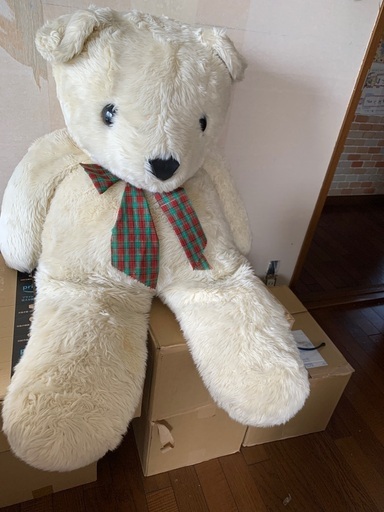 特大クマのぬいぐるみ