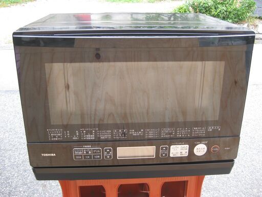 ★TOSHIBA 　 スチームオーブンレンジ 石窯ドーム　ER-RD7(K) 　　２０１７製 　美品