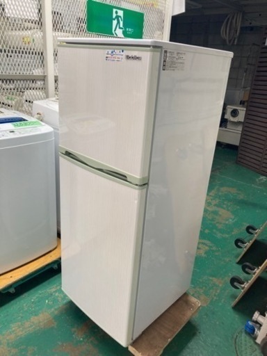 A 1738 エラヴィタックス　冷蔵庫　ER-147(HG)