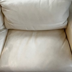 ソファ本体・革張りワイドアーム・２．５Ｓ・フェザークッション二層式・ポケット／白幅１９０×奥行８８．５×高さ７９．５ｃｍ