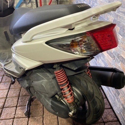 YAMAHA シグナスX125 白色　メットインスクーターバイク　実動　福岡市南区　125cc ピンクナンバー YAMAHA シグナスX125 白色 メットインスクーターバイク 実動 福岡市南