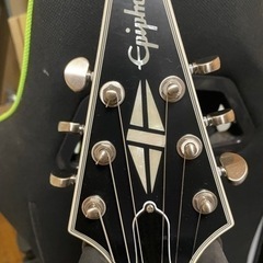 新品同様 EPIPHONE Flying V Prophecy