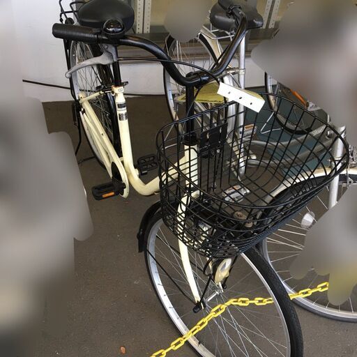 J1864☆店頭にて試乗可☆ 軽快自転車 26インチ クリーム 鍵付き
