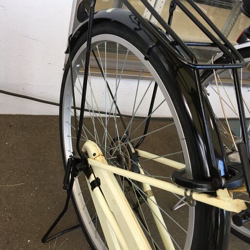 J1864★店頭にて試乗可★ 軽快自転車 26インチ クリーム 鍵付き クリーニング、簡易メンテナンス済み 【リユースのサカイ柏店】 中古自転車 　流山市 中古自転車 松戸市 中古自転車 我孫子市 中古自転車 船橋市 中古自転車 守谷市 中古自転車 取手市 中古自転車 J1864☆店頭にて試乗可☆ 軽快自転車 26インチ クリーム 鍵付き