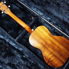 カマカ　バリトンウクレレ　kamaka 送料込