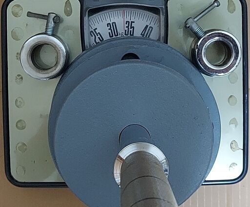 1万円】・28mmバーベルシャフト+鉄重で約33㎏・ダンベル約10kg2個 