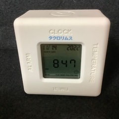 置時計　目覚まし時計　ホワイト　キューブ　タイマー  室温 ファイザー