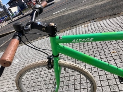 クロスバイク】外装6段変速付 26インチホワイトタイヤ使用 若林自転車