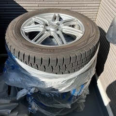 スタッドレスタイヤ4本　ホイール付　185/65R15