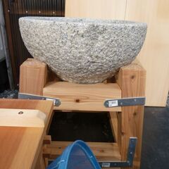 （売約済み）石臼足つき・キネ・ザル・蒸器・蒸籠・台・こね板セット・中古品/餅つき正月に☆