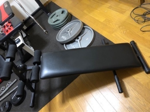 1月20日まで。商談中。ベンチプレスなど写真にある物全てです(^^)