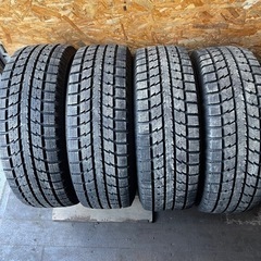 極上タイヤ　TOYO OBSERVE 245/70R16 スタッドレス タイヤ　2020年製　16インチ