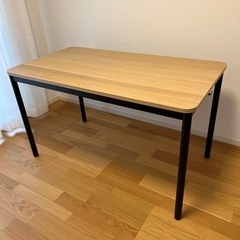 【無料】IKEA デスク　テーブル