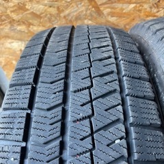 バリ山　BRIDGESTONE ブリヂストン　ブリジストン　VRX2 215/65R16 スタッドレス タイヤ　2017年製　16インチ