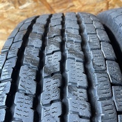 極上タイヤ　YOKOHAMA ヨコハマ　IG91 195/80R15 107/105L LT スタッドレス タイヤ　2019年製　15インチ