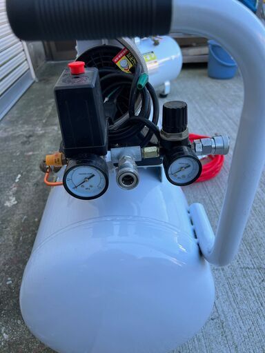 TAKAGI オイルレスエアーコンプレッサーACP-39SLA 中古品