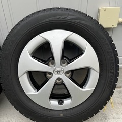 プリウス30系　スタッドレスタイヤ