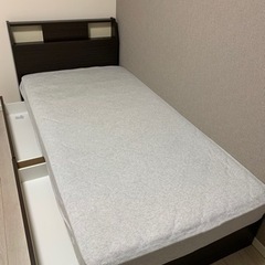 ベッドフレーム　Nsleepマットレス付き (値下げ