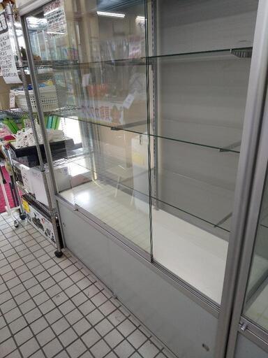 持帰り限定 大型ガラスショーケース 鍵付き 高く買取るゾウ八幡西店