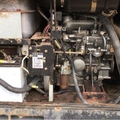 新ダイワディーゼルエンジン発電機と溶接機 DGW310MT2