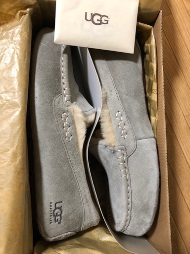UGG ハワイ購入　新品未使用　モカシン