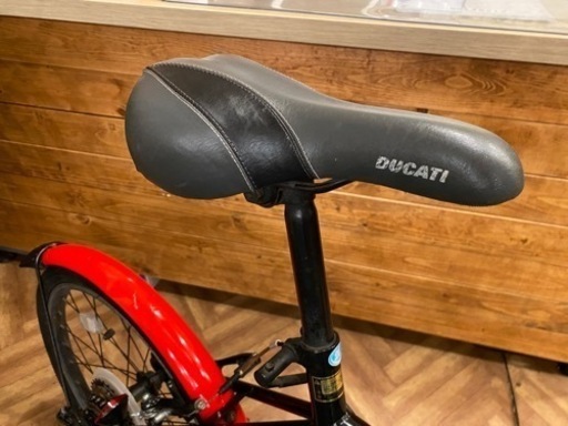 折りたたみ自転車  DUCATI（ドゥカティ）20インチ　6段変速　レッド DUCATI(ドゥカティ) 20型6段変速付 折りたたみ自転車 レッド