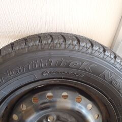 新品未使用　１４５／８０　Ｒ１３　スタッドレスタイヤと中古スチールホイール　４本セット