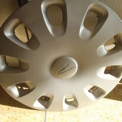 新品未使用　１４５／８０　Ｒ１３　スタッドレスタイヤと中古スチールホイール　４本セット