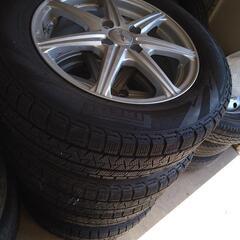 スタッドレスタイヤアルミ付  185/65-15  PCD100×4穴とても綺麗です