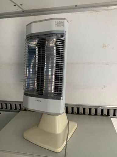 ダイキン DAIKIN ERFT11KS [遠赤外線ストーブ セラムヒート]