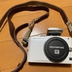 オリンパス　カメラ