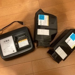 ブリヂストン バッテリー×2、充電器