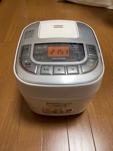 炊飯器　アイリスオーヤマ　2021年製