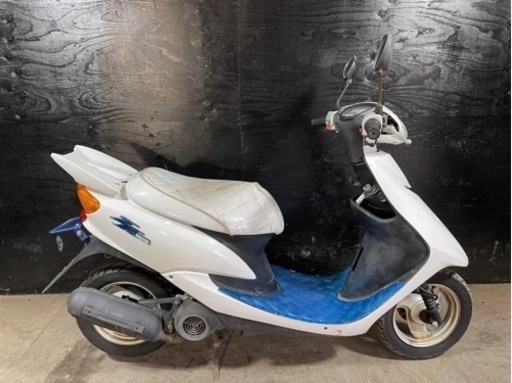 買取強化中！！★お支払い総額4.5万円★ ヤマハ ジョグ エボ仕様 SA16J フロントディスクブレーキ！エナメルシート！カスタムベースに♪ 関東圏内即日配送可能です！ 買取強化中！！☆お支払い総額4.5万円☆ ヤマハ ジョグ エボ仕様 SA16J