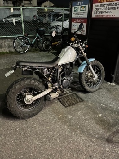 TW200 レストアベース