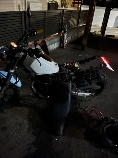 TW200 レストアベース