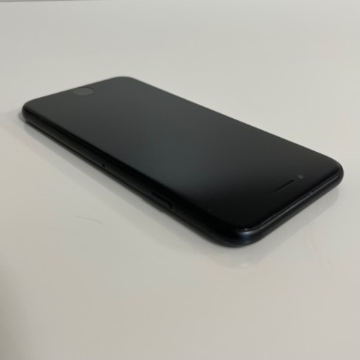 【値下げ不可】Apple iPhone SE 第二世代　64GB 黒　SIMフリー