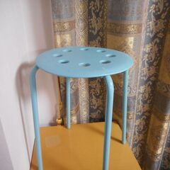 IKEA　丸椅子　青
