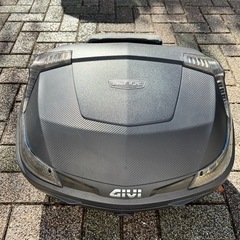 GIVI リアボックス 47L