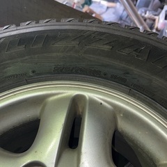 ランクル純正スタッドレス